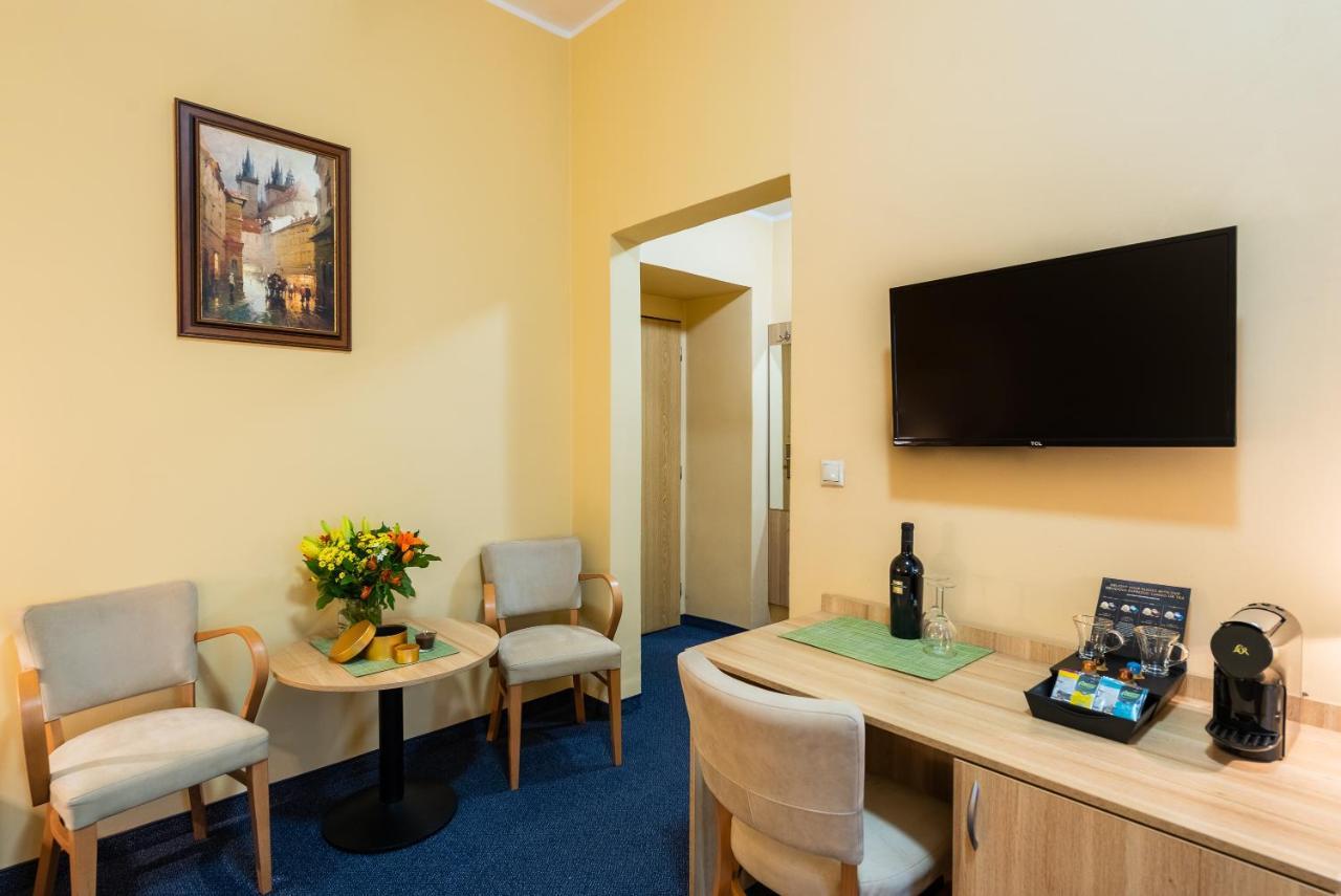 Hotel Libero Prague Exterior photo